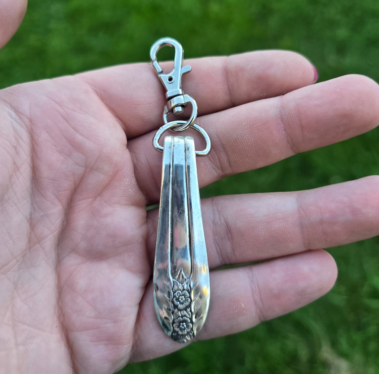 Daisy Keychain