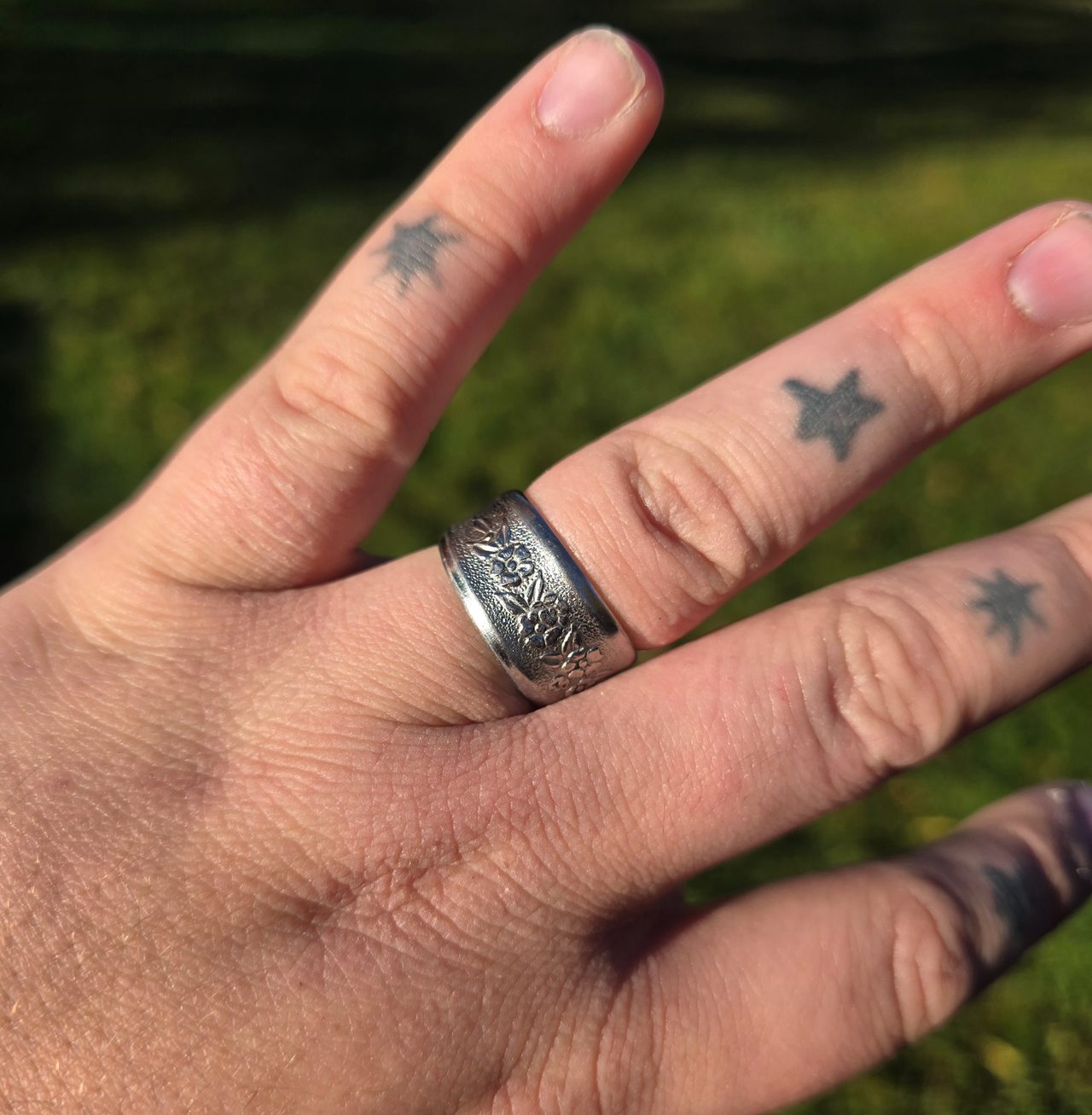 Simple Floral Band